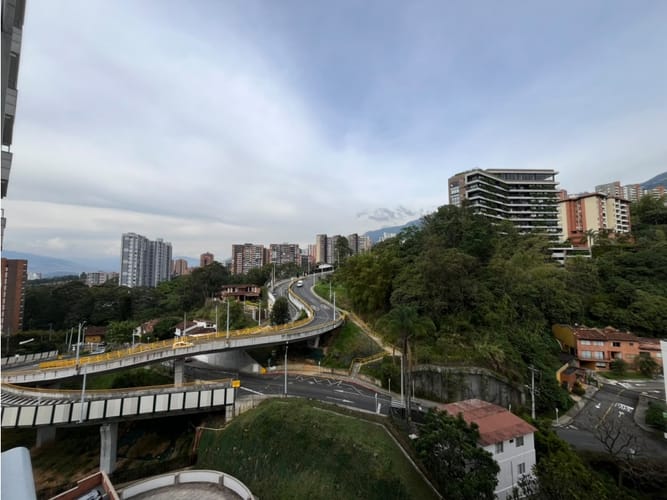 Apartamento de 3 alcobas en arriendo en Loma Del Esmeraldal, Envigado, 95 m² · foto 23 de 24