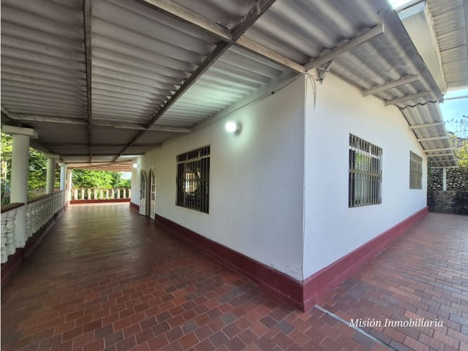 Casa de 3 alcobas en venta en Tetilla, Ricaurte, 398 m² · foto 12 de 24
