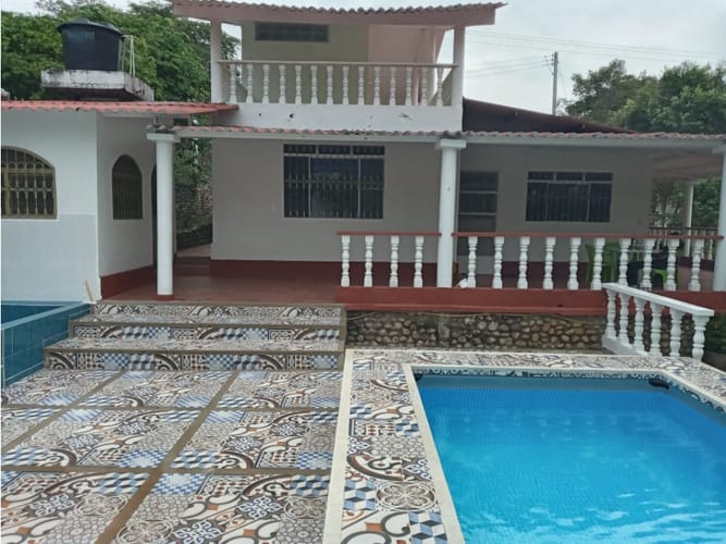 Casa de 3 alcobas en venta en Tetilla, Ricaurte, 398 m² · foto 18 de 24