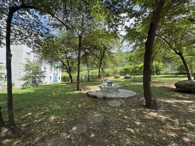 Apartamento de 2 alcobas en venta en Arroyohondo, Yumbo, 46 m² · foto 2 de 24