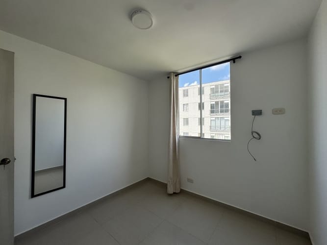 Apartamento de 2 alcobas en venta en Arroyohondo, Yumbo, 46 m² · foto 5 de 24