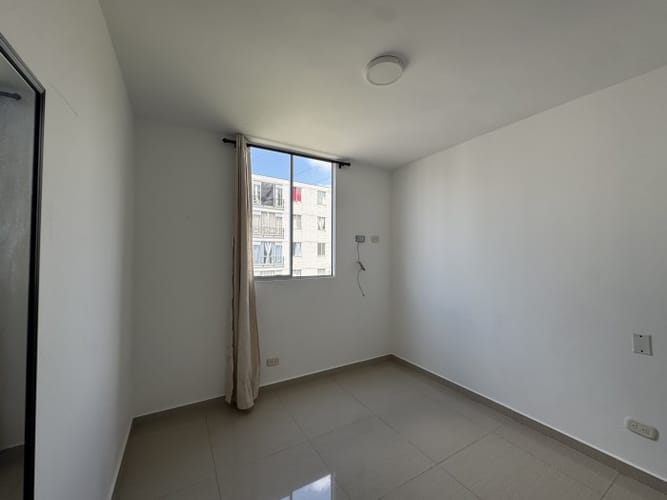 Apartamento de 2 alcobas en venta en Arroyohondo, Yumbo, 46 m² · foto 13 de 24