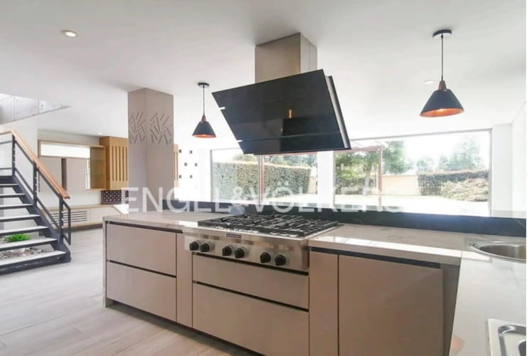 Casa de 4 alcobas en arriendo en Chuntame, Cajicá, 206 m² · foto 5 de 16