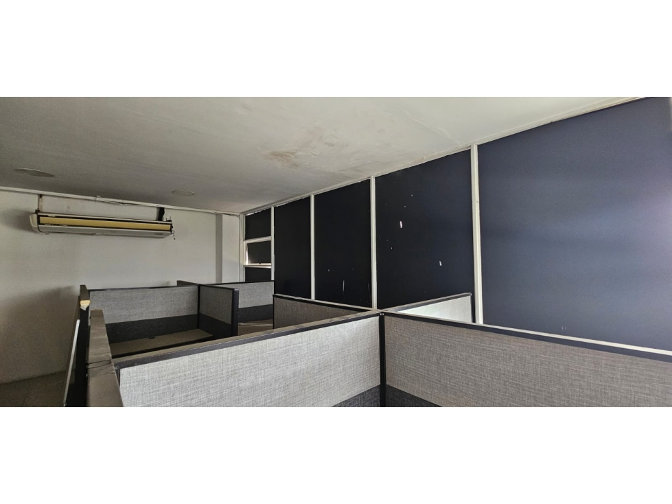 Oficina en arriendo en El Limonar, Cali, 210 m² · foto 3 de 16