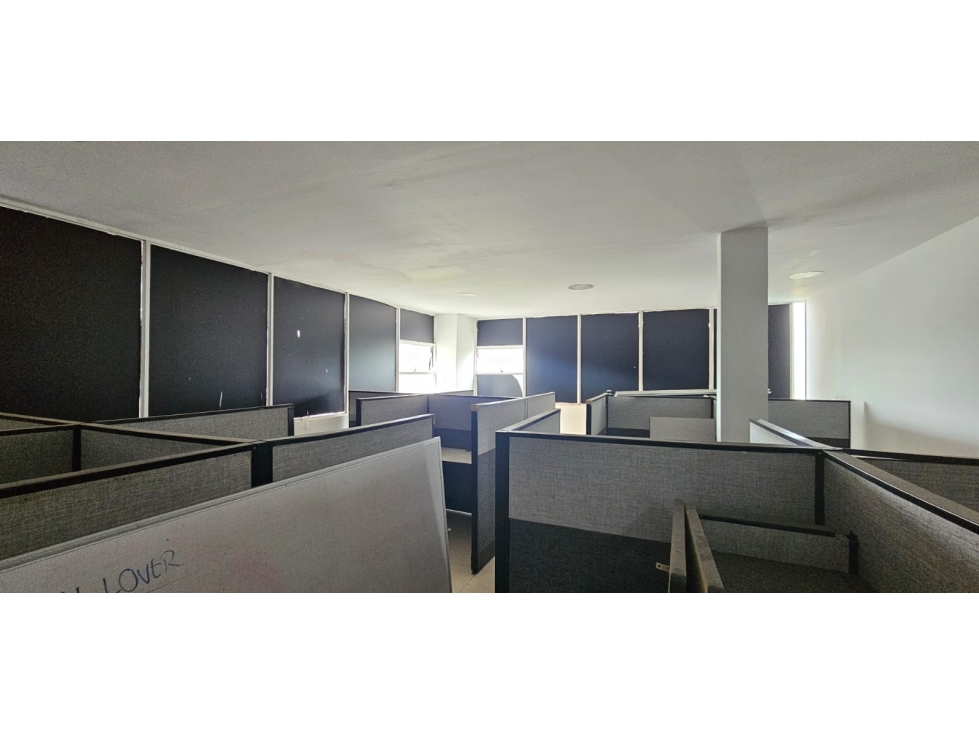 Oficina en arriendo en El Limonar, Cali, 210 m² · foto 4 de 16