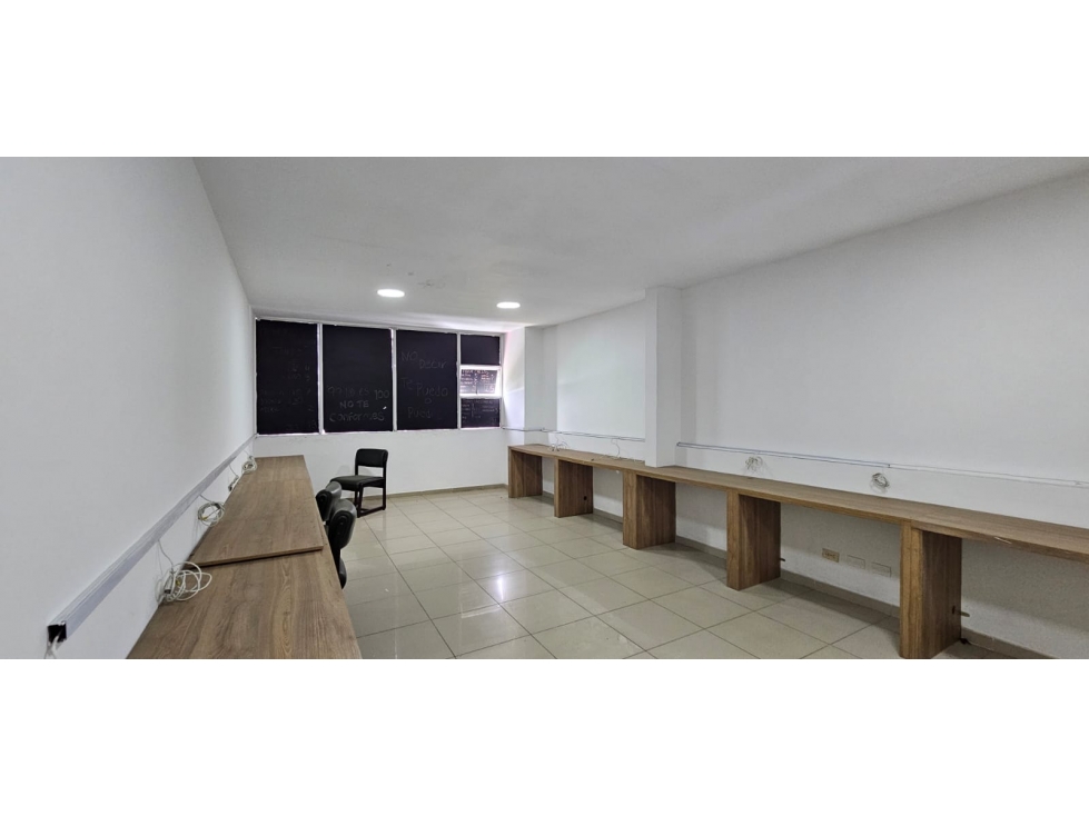 Oficina en arriendo en El Limonar, Cali, 210 m² · foto 6 de 16