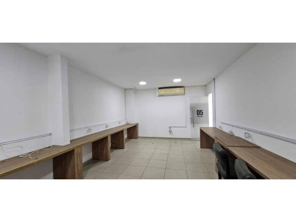 Oficina en arriendo en El Limonar, Cali, 210 m² · foto 8 de 16