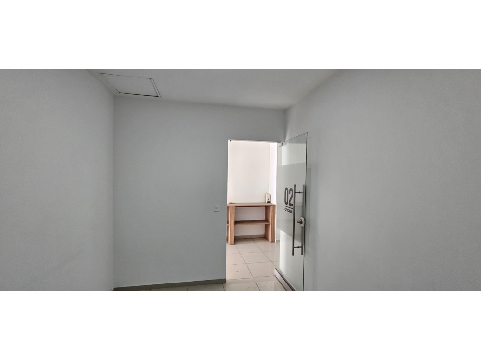 Oficina en arriendo en El Limonar, Cali, 210 m² · foto 10 de 16