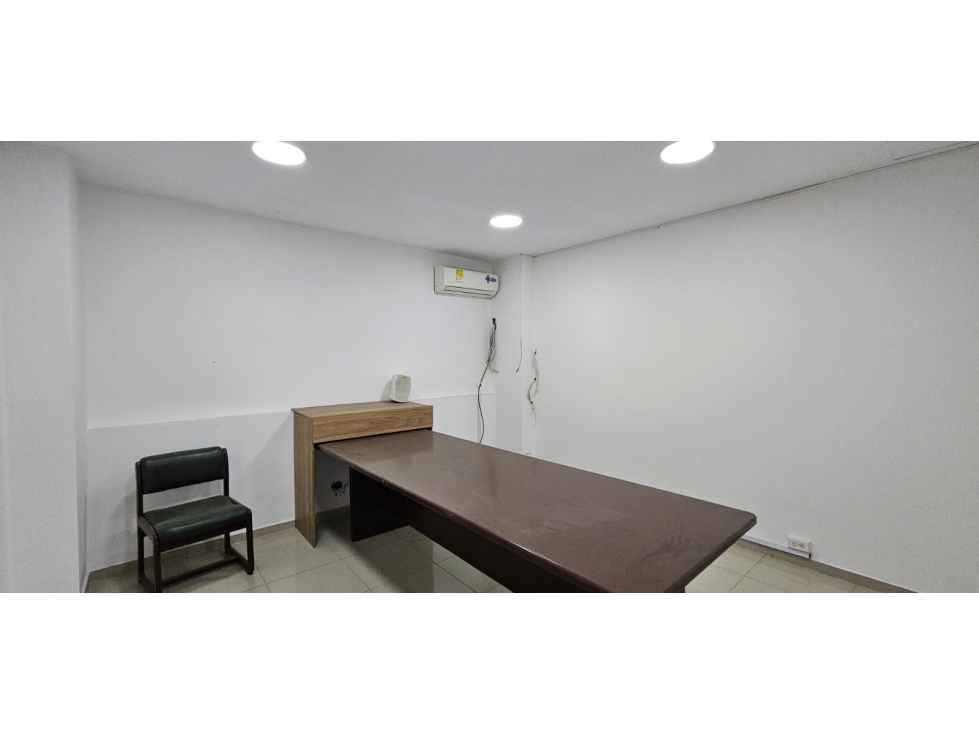 Oficina en arriendo en El Limonar, Cali, 210 m² · foto 13 de 16