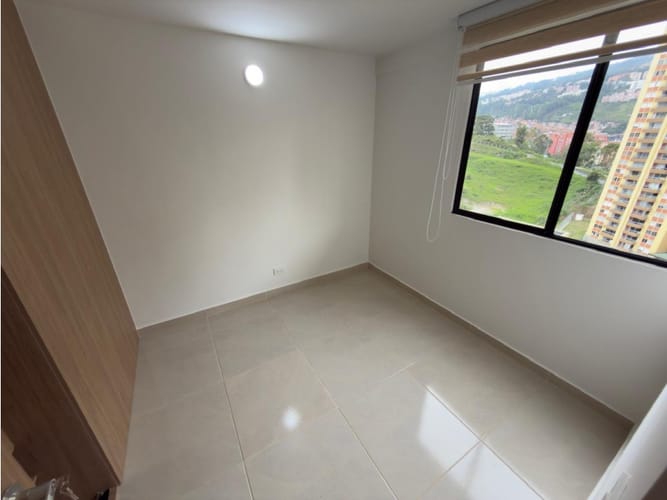 Apartamento de 3 alcobas en arriendo en Caicedo, Medellín, 75 m² · foto 12 de 17