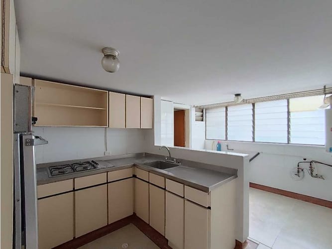 Apartamento de 3 alcobas en venta en Avenida Santander, Manizales, 150 m² · foto 6 de 22