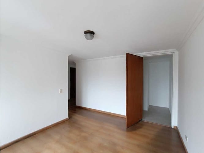 Apartamento de 3 alcobas en venta en Avenida Santander, Manizales, 150 m² · foto 9 de 22
