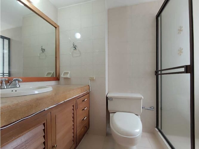 Apartamento de 3 alcobas en venta en Avenida Santander, Manizales, 150 m² · foto 21 de 22