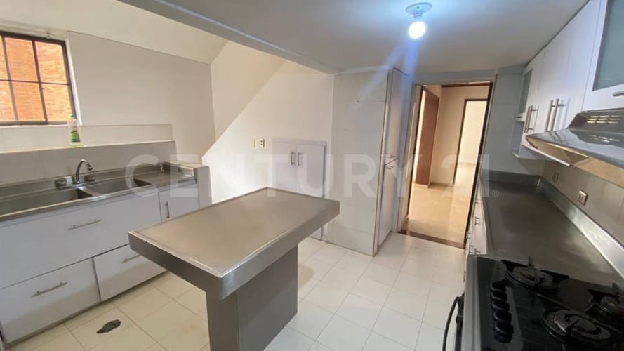 Apartamento de 4 alcobas en venta en La Arboleda, Cali, 201 m² · foto 7 de 24