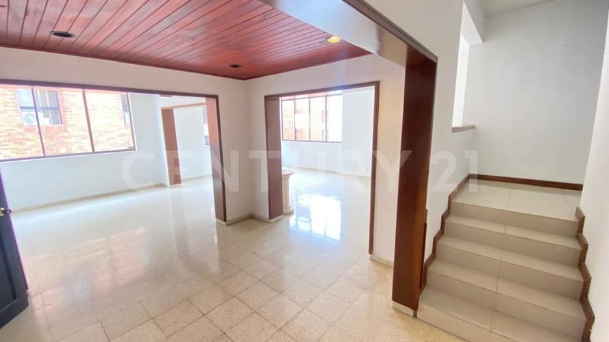 Apartamento de 4 alcobas en venta en La Arboleda, Cali, 201 m² · foto 10 de 24