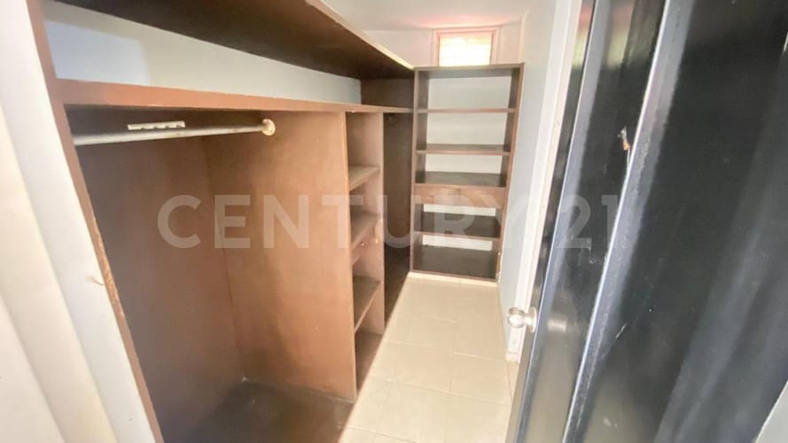 Apartamento de 4 alcobas en venta en La Arboleda, Cali, 201 m² · foto 15 de 24