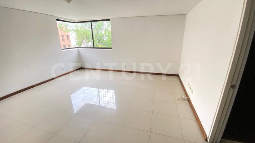 Apartamento de 4 alcobas en venta en La Arboleda, Cali, 201 m² · foto 17 de 24