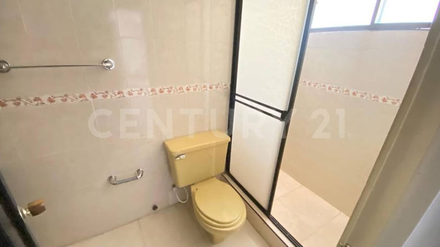 Apartamento de 4 alcobas en venta en La Arboleda, Cali, 201 m² · foto 20 de 24