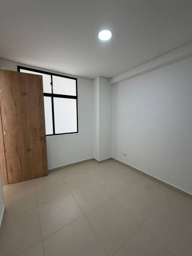 Apartamento de 3 alcobas en arriendo en Mesa, Envigado, 92 m² · foto 8 de 12