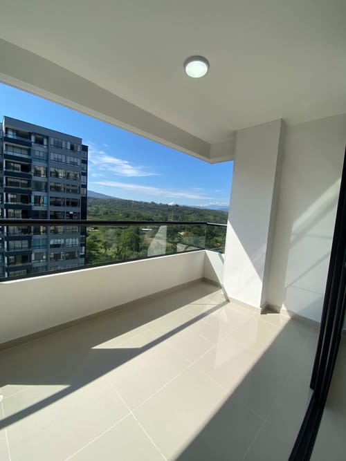 Apartamento de 3 alcobas en arriendo en Anillo Vial, Floridablanca, 98 m² · foto 2 de 24