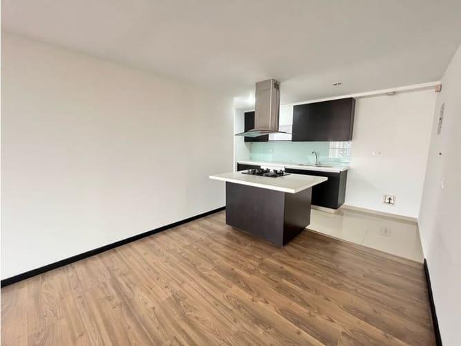 Apartamento de 3 alcobas en arriendo en Escobero, Envigado, 150 m² · foto 3 de 24
