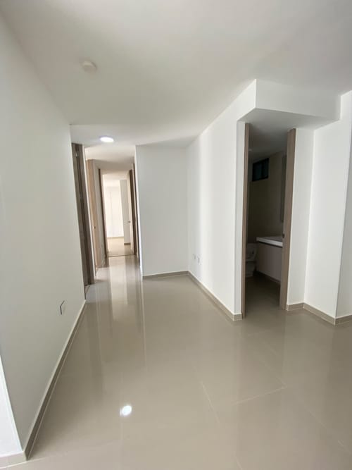 Apartamento de 3 alcobas en arriendo en Anillo Vial, Floridablanca, 98 m² · foto 11 de 24