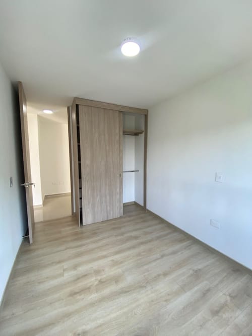 Apartamento de 3 alcobas en arriendo en Anillo Vial, Floridablanca, 98 m² · foto 14 de 24