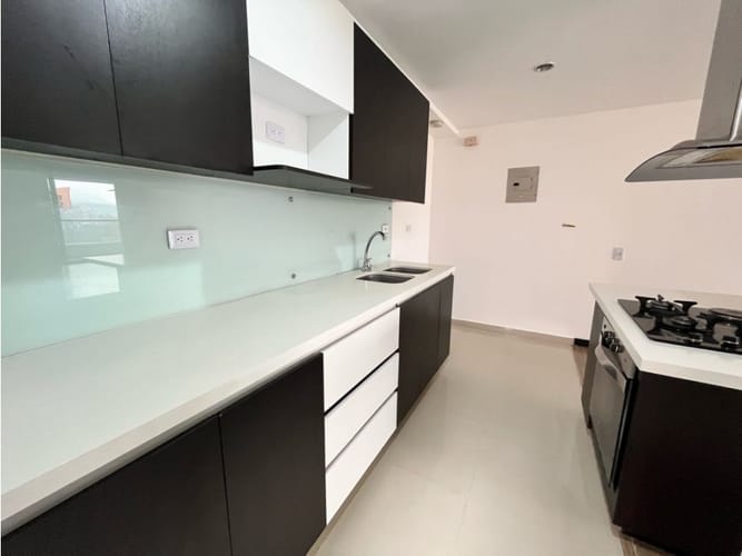 Apartamento de 3 alcobas en arriendo en Escobero, Envigado, 150 m² · foto 9 de 24