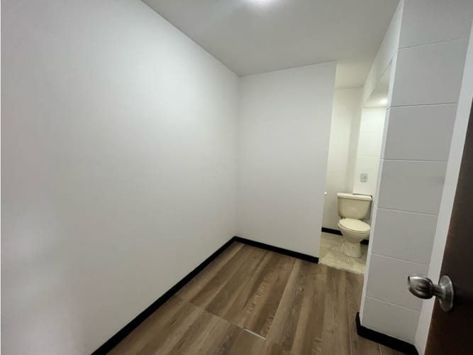 Apartamento de 3 alcobas en arriendo en Escobero, Envigado, 150 m² · foto 11 de 24