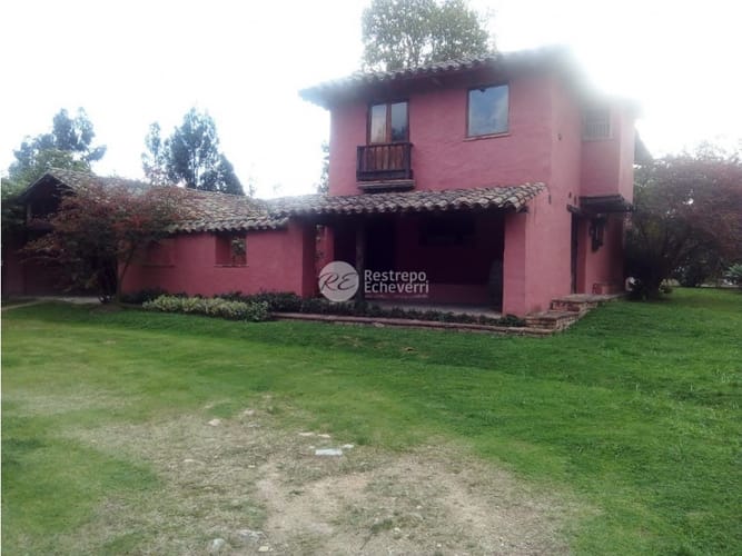 Casa de 3 alcobas en venta en La Francia, Chía, 350 m² · foto 2 de 24