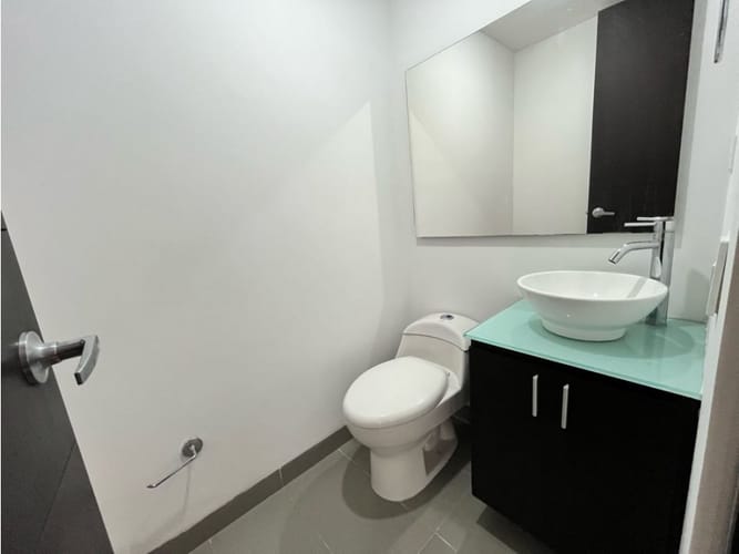 Apartamento de 3 alcobas en arriendo en Escobero, Envigado, 150 m² · foto 15 de 24