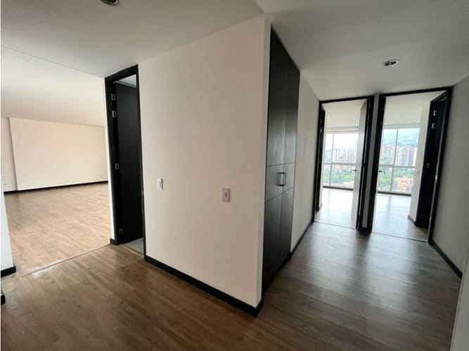 Apartamento de 3 alcobas en arriendo en Escobero, Envigado, 150 m² · foto 17 de 24