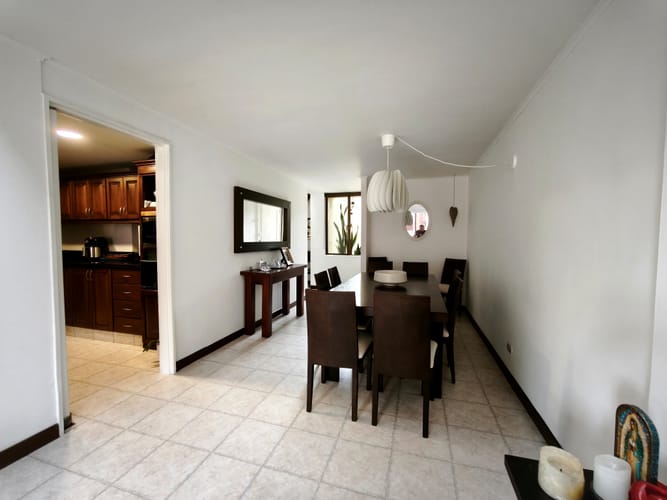 Apartamento de 4 alcobas en venta en Las Lomas, Medellín, 130 m² · foto 9 de 16