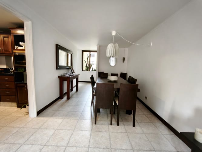 Apartamento de 4 alcobas en venta en Las Lomas, Medellín, 130 m² · foto 4 de 16