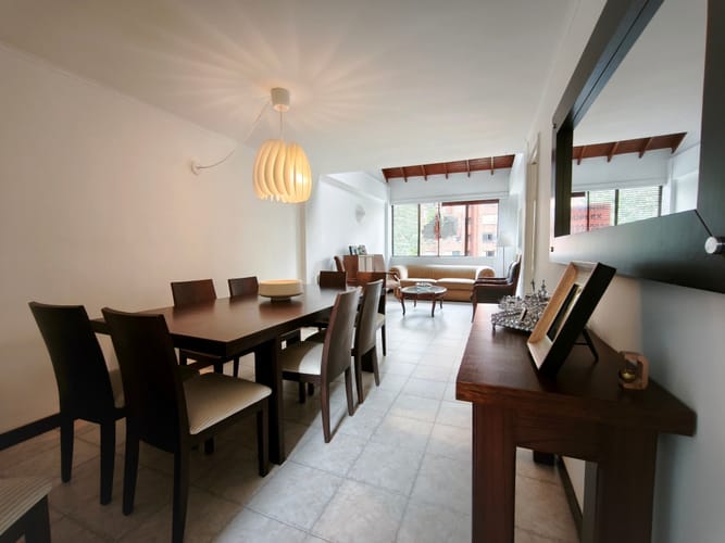 Apartamento de 4 alcobas en venta en Las Lomas, Medellín, 130 m² · foto 2 de 16