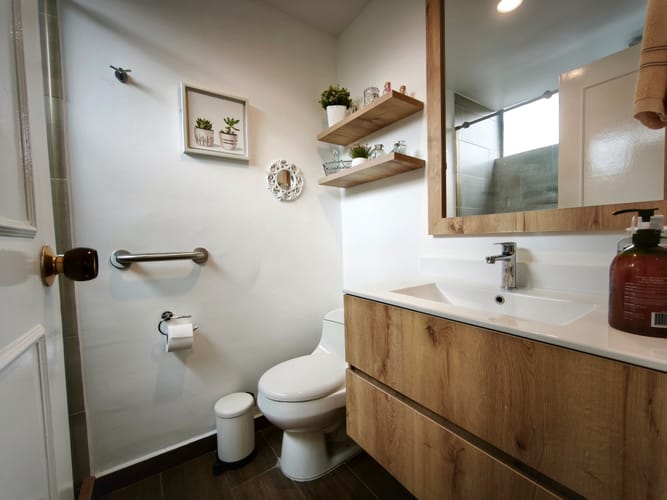 Apartamento de 4 alcobas en venta en Las Lomas, Medellín, 130 m² · foto 10 de 16