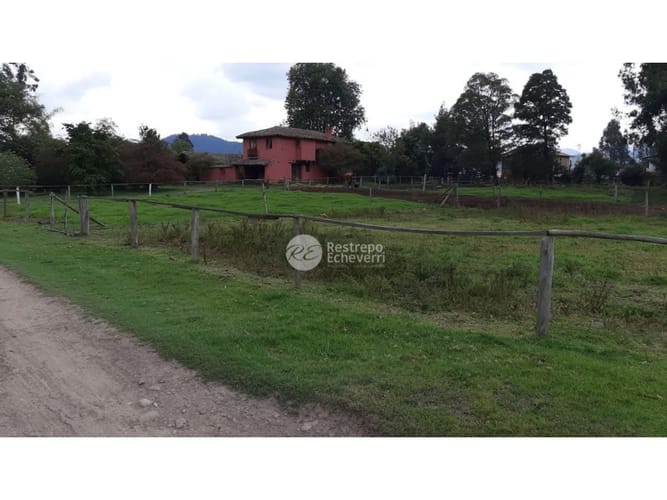 Casa de 3 alcobas en venta en La Francia, Chía, 350 m² · foto 11 de 24