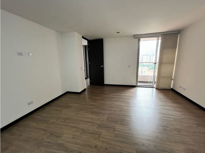Apartamento de 3 alcobas en arriendo en Escobero, Envigado, 150 m² · foto 23 de 24