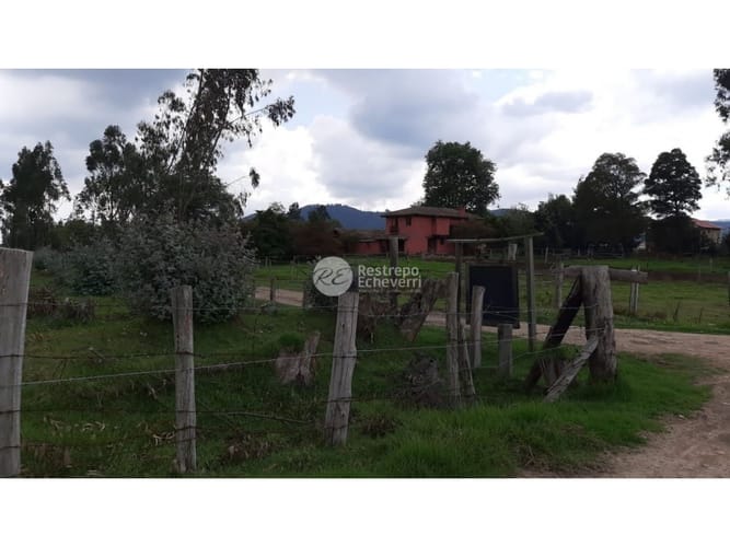 Casa de 3 alcobas en venta en La Francia, Chía, 350 m² · foto 13 de 24