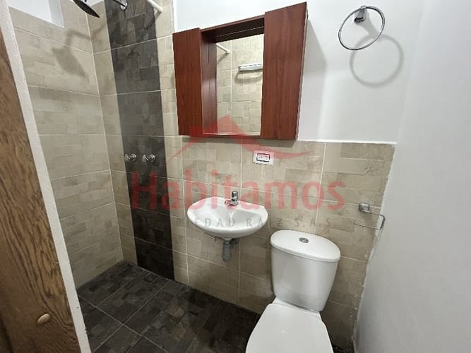 Casa de 3 alcobas en arriendo en San Pablo Guayabal, Medellín, 120 m² · foto 10 de 10