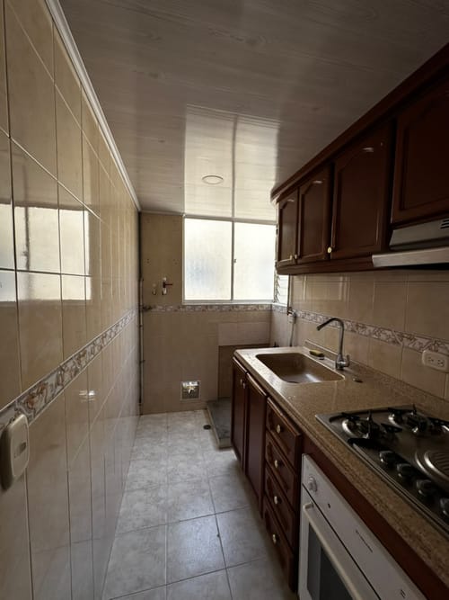 Apartamento de 2 alcobas en arriendo en Hipotecho, Bogotá, 47 m² · foto 2 de 14