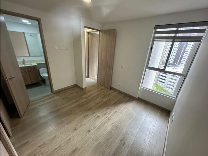 Apartamento de 3 alcobas en arriendo en Calasanz, Medellín, 75 m² · foto 8 de 17