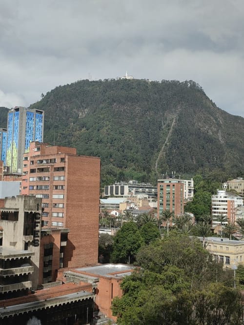 Apartamento de 2 alcobas en arriendo en La Veracruz, Bogotá, 48 m² · foto 9 de 13