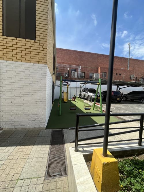 Apartamento de 2 alcobas en arriendo en Ciudad Capri, Cali, 65 m² · foto 3 de 9