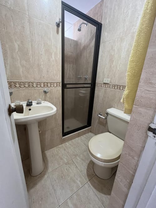Apartamento de 2 alcobas en arriendo en Ciudad Capri, Cali, 65 m² · foto 8 de 9