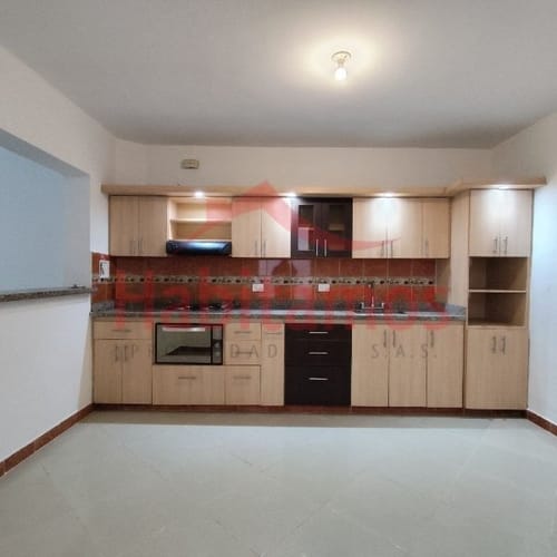 Casa de 4 alcobas en arriendo en Florida Nueva, Medellín, 220 m² · foto 6 de 20