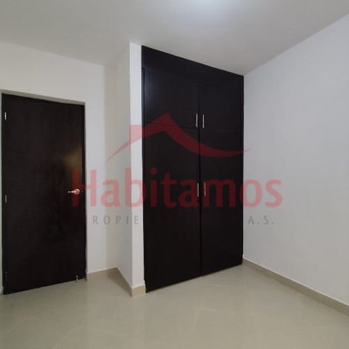 Casa de 4 alcobas en arriendo en Florida Nueva, Medellín, 220 m² · foto 12 de 20