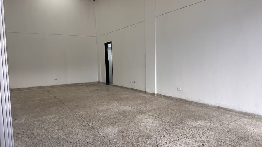 Local en arriendo en Urbanizacion La Merced, Cali, 36 m² · foto 6 de 10