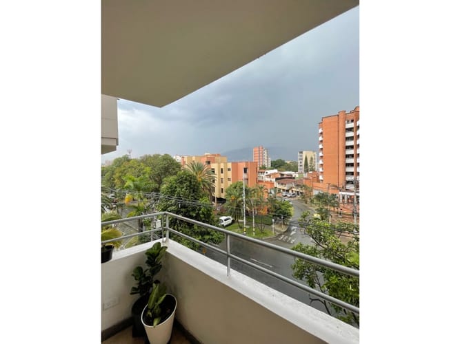 Apartamento de 2 alcobas en arriendo en La Castellana, Medellín, 70 m² · foto 4 de 19
