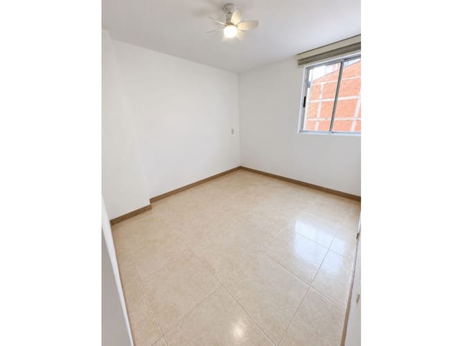 Apartamento de 2 alcobas en arriendo en La Castellana, Medellín, 70 m² · foto 11 de 19